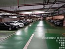 停車場內部2