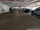 停車場內部2