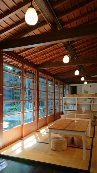 不老食光榻榻米用餐空間